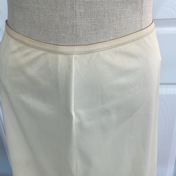 Vintage wonder maid non-cling half slip cream lace elastic waist slit women’s S - Picture 2 of 11